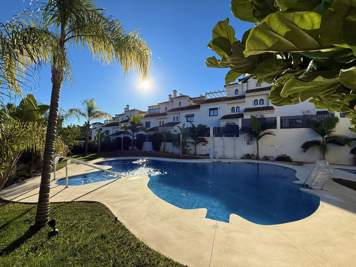 Huis te koop in Estepona | 3 slaapkamers H5255623