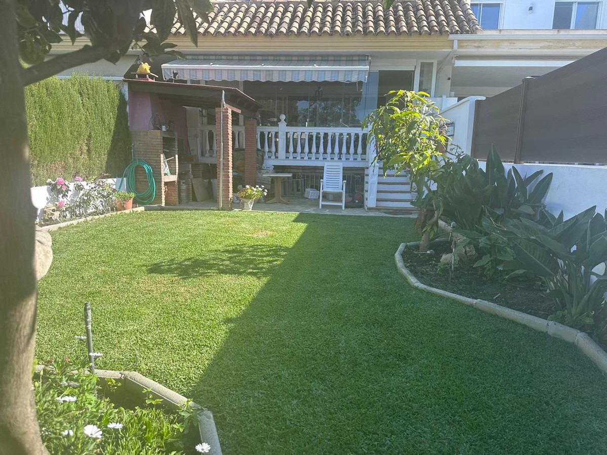 Huis te koop in Estepona | 4 slaapkamers H5255902