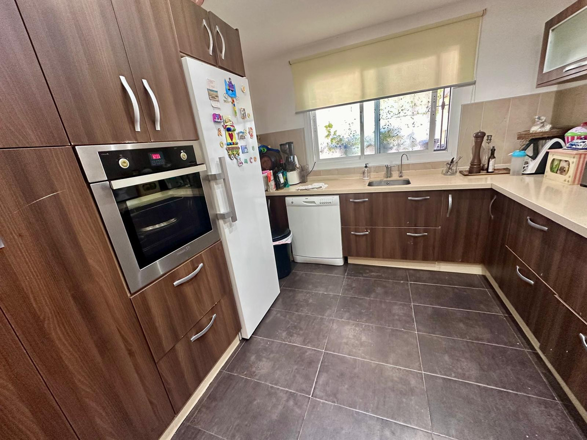 Huis te koop in Estepona | 4 slaapkamers H5255902