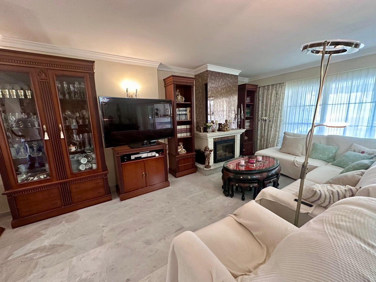 Huis te koop in Estepona | 4 slaapkamers H5255902