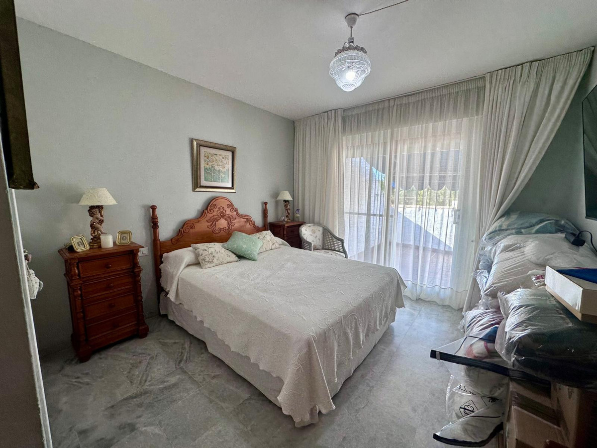 Huis te koop in Estepona | 4 slaapkamers H5255902