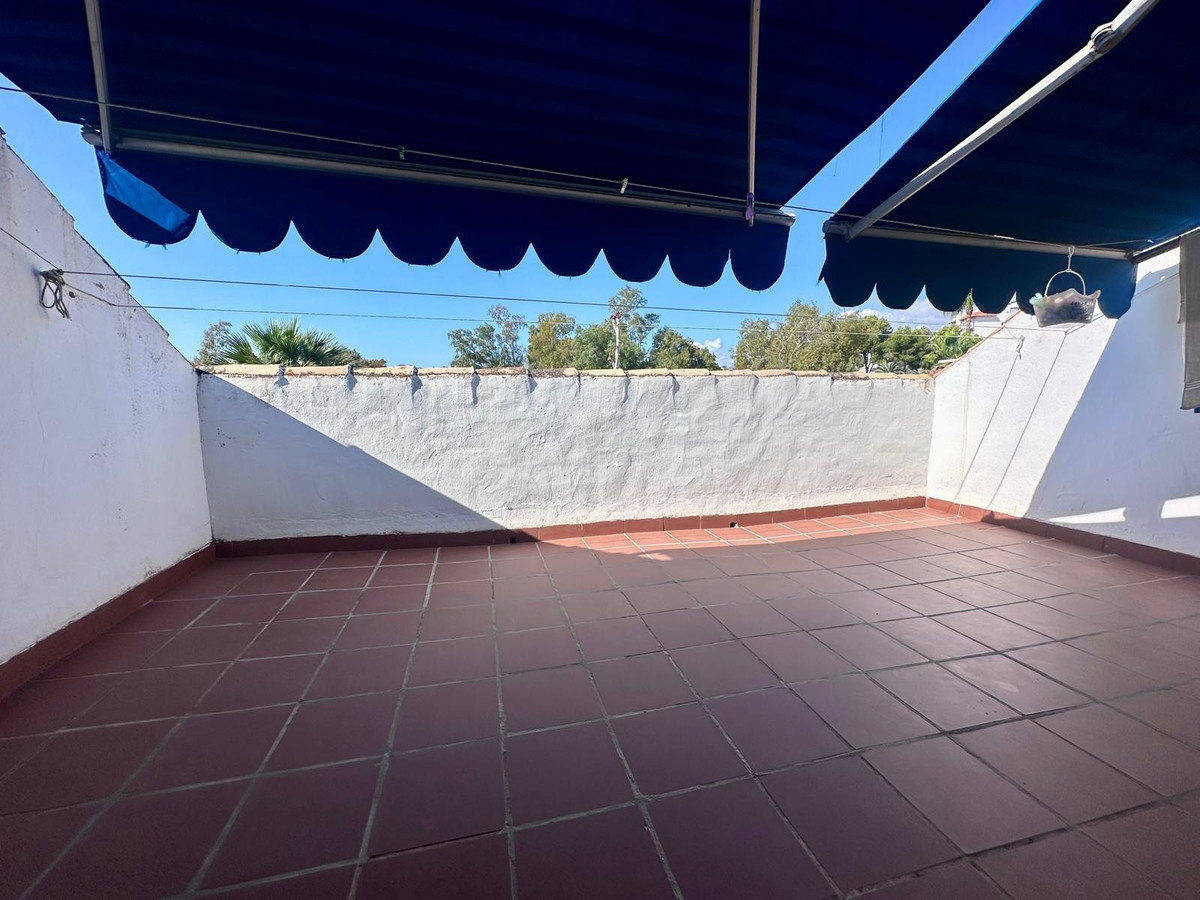 Huis te koop in Estepona | 4 slaapkamers H5255902