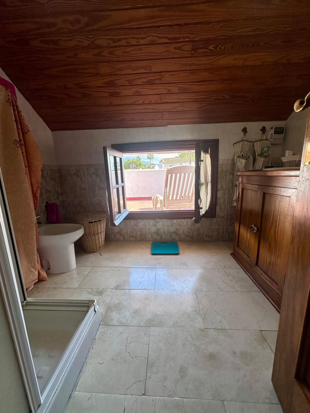 Huis te koop in Estepona | 4 slaapkamers H5255902