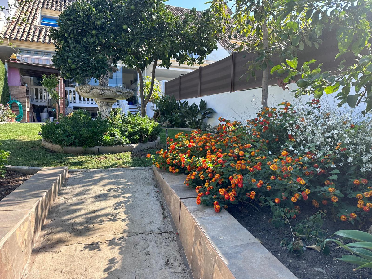 Huis te koop in Estepona | 4 slaapkamers H5255902