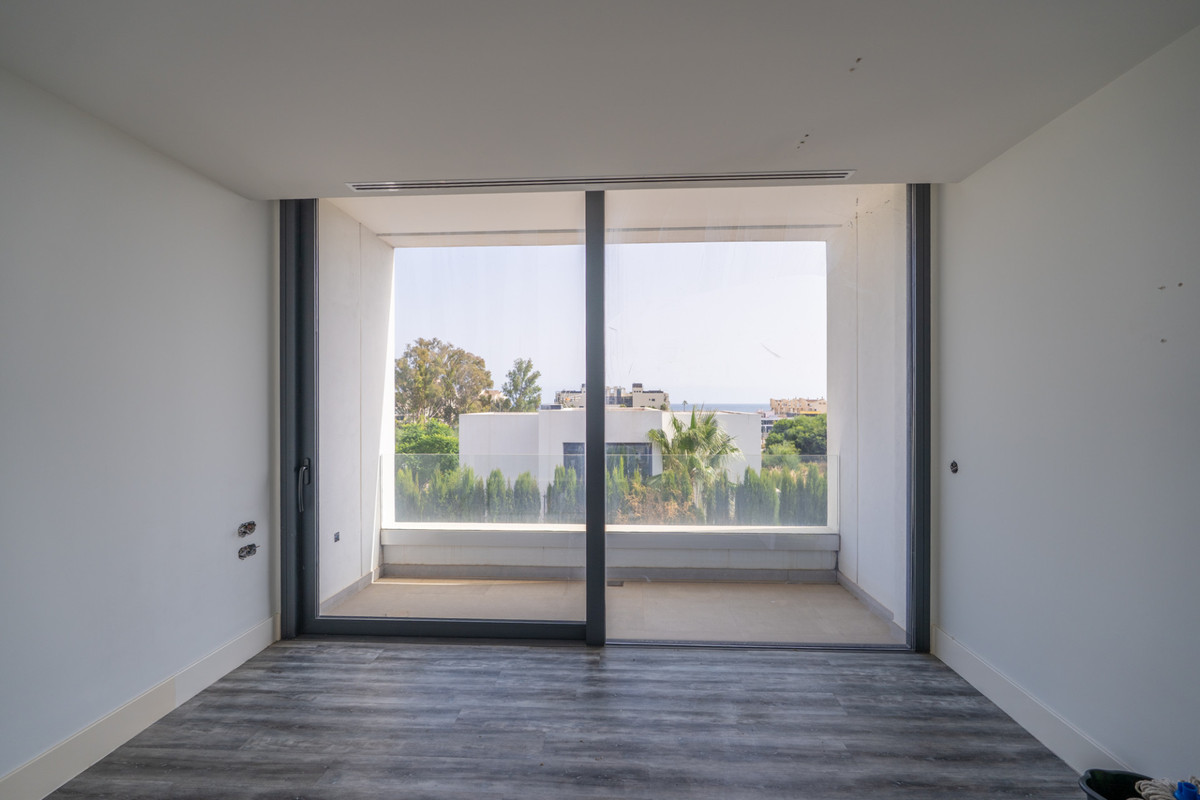 Huis te koop in Estepona | 3 slaapkamers H5256199