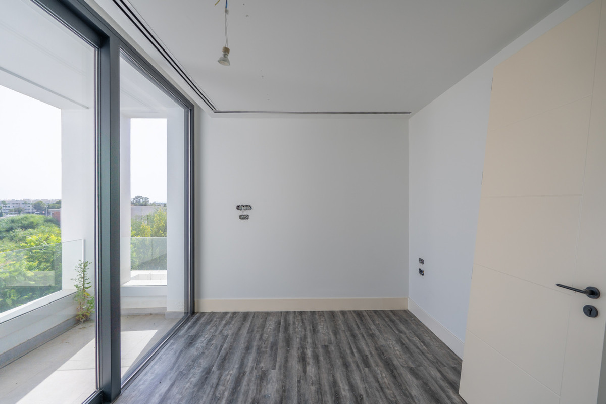 Huis te koop in Estepona | 3 slaapkamers H5256199