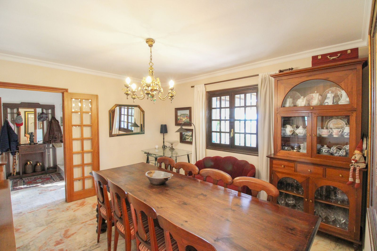 Huis te koop in Estepona | 6 slaapkamers H5261095