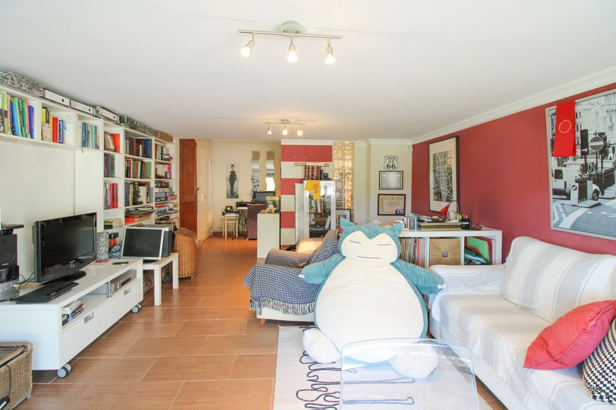 Huis te koop in Estepona | 6 slaapkamers H5261095