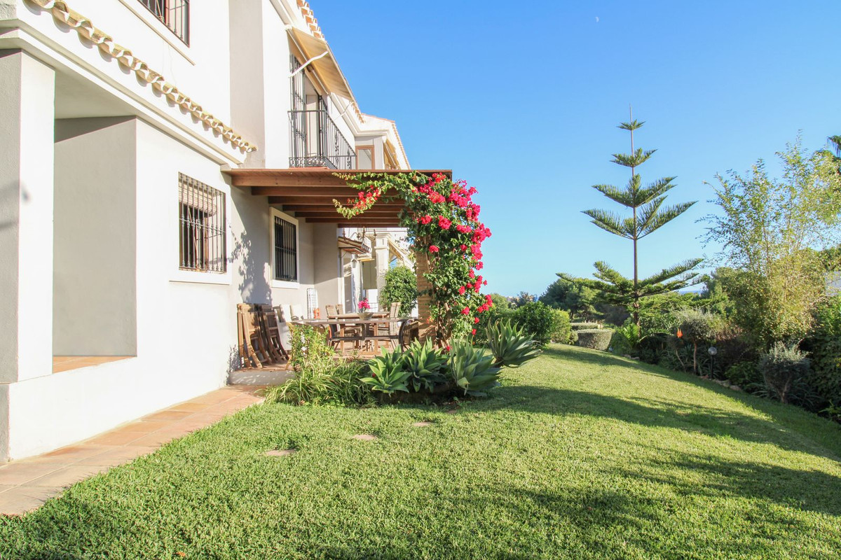 Huis te koop in Estepona | 6 slaapkamers H5261095