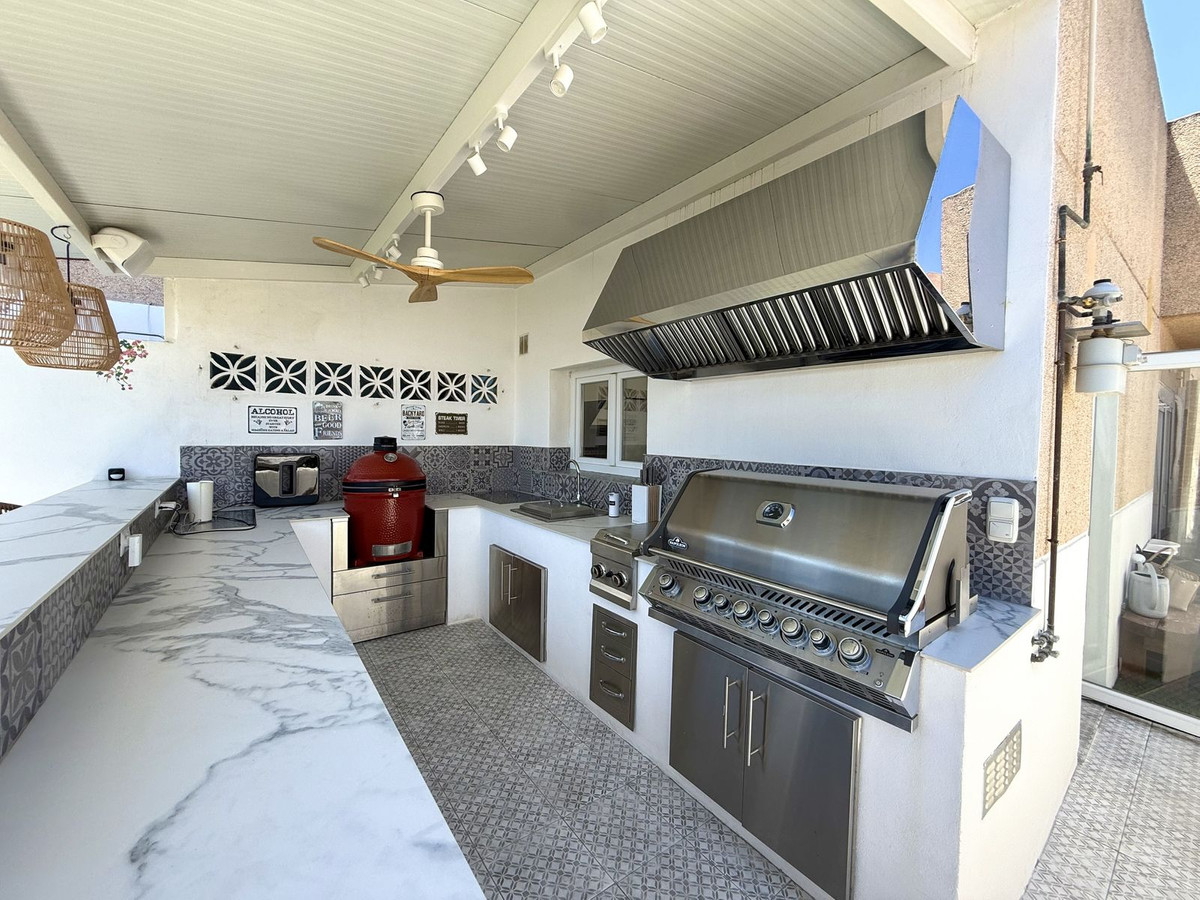 Appartement te koop in Estepona | 3 slaapkamers H5264113