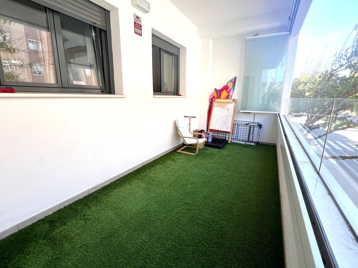 Appartement te koop in Estepona | 4 slaapkamers H5266237