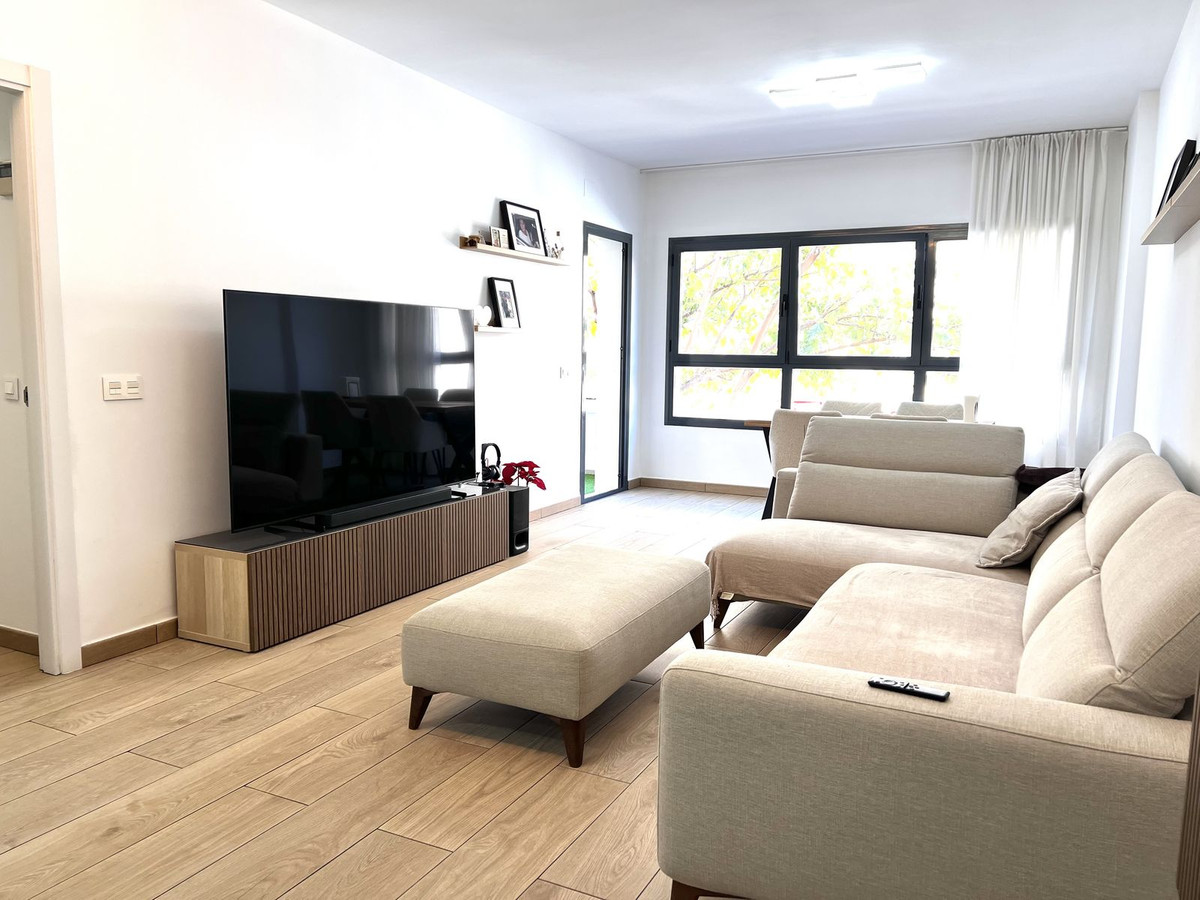 Appartement te koop in Estepona | 4 slaapkamers H5266237