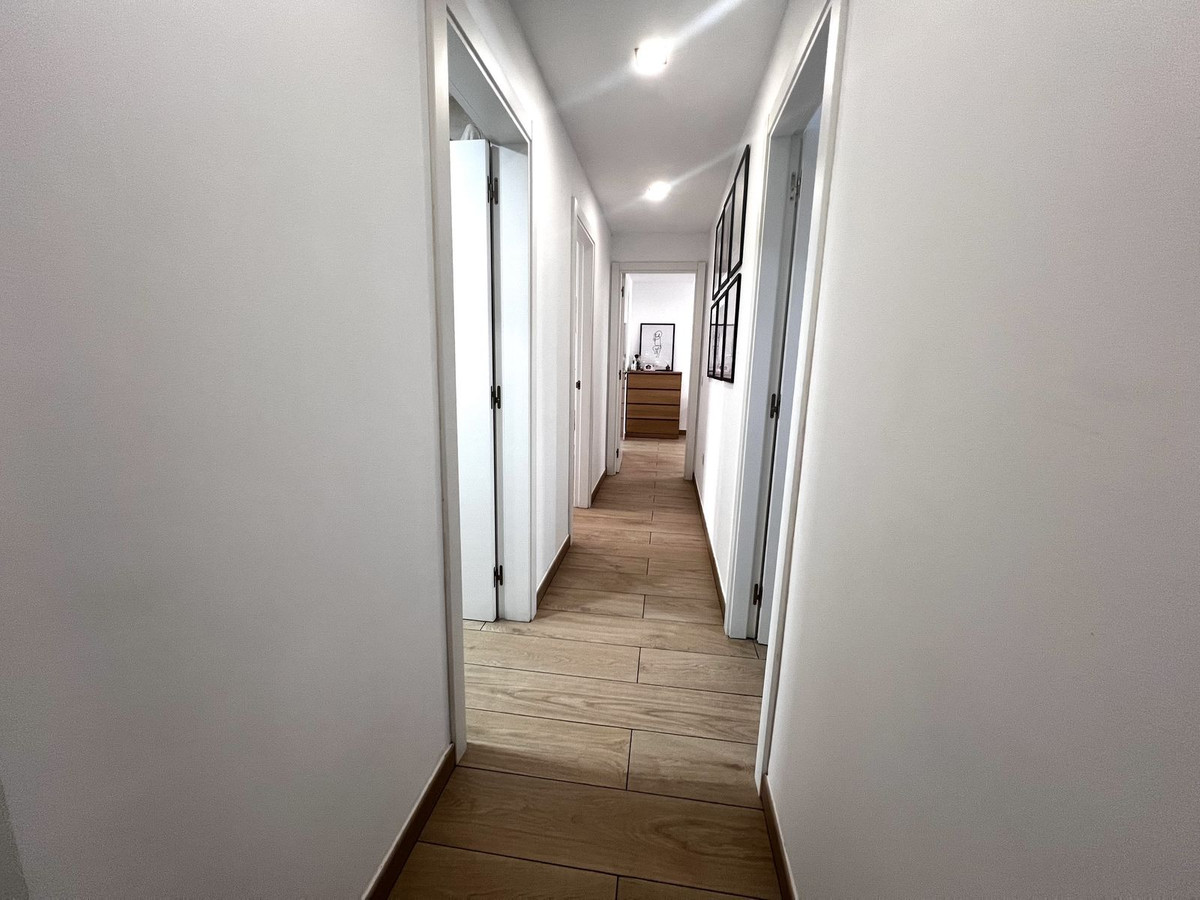 Appartement te koop in Estepona | 4 slaapkamers H5266237