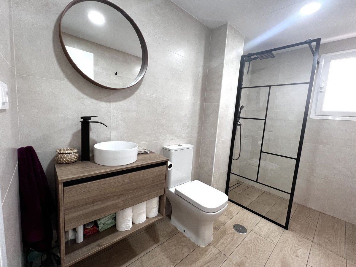 Appartement te koop in Estepona | 4 slaapkamers H5266237