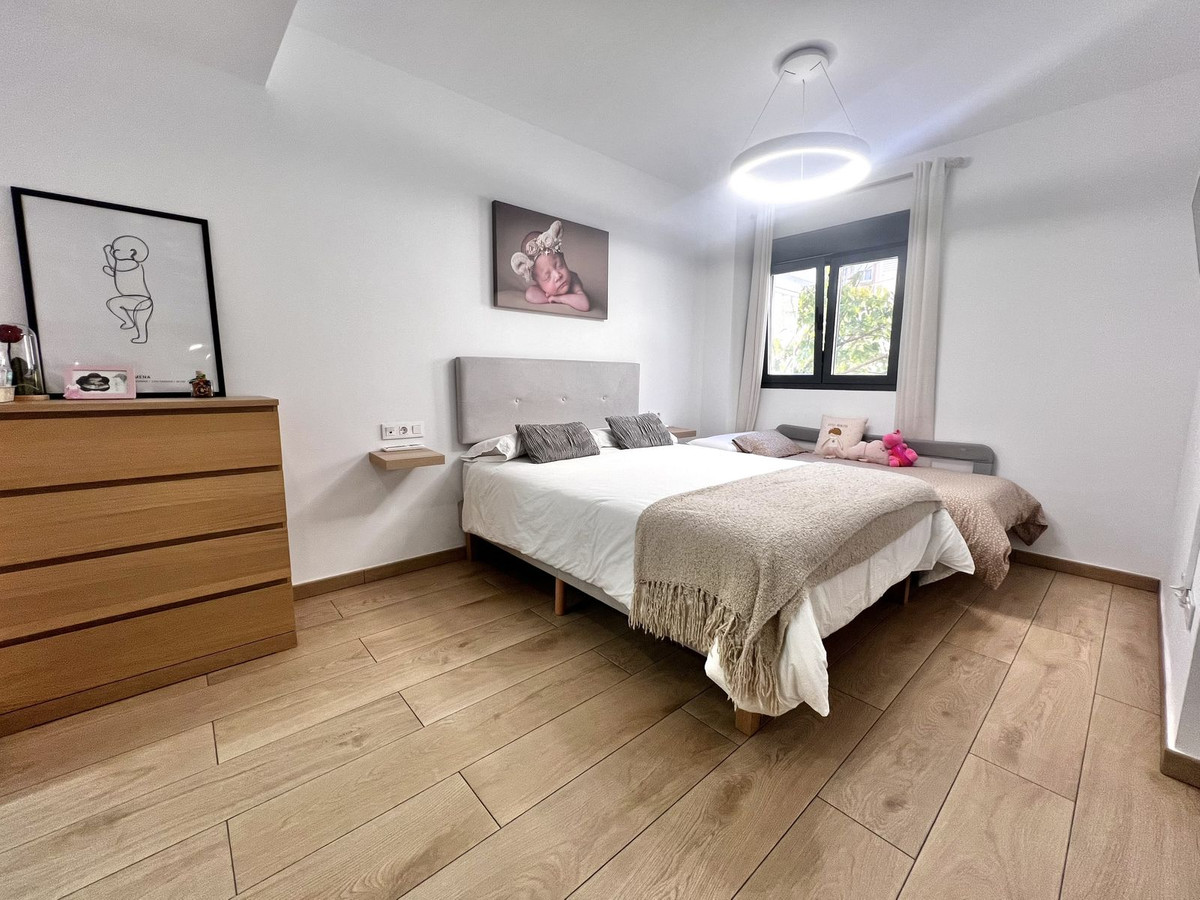 Appartement te koop in Estepona | 4 slaapkamers H5266237