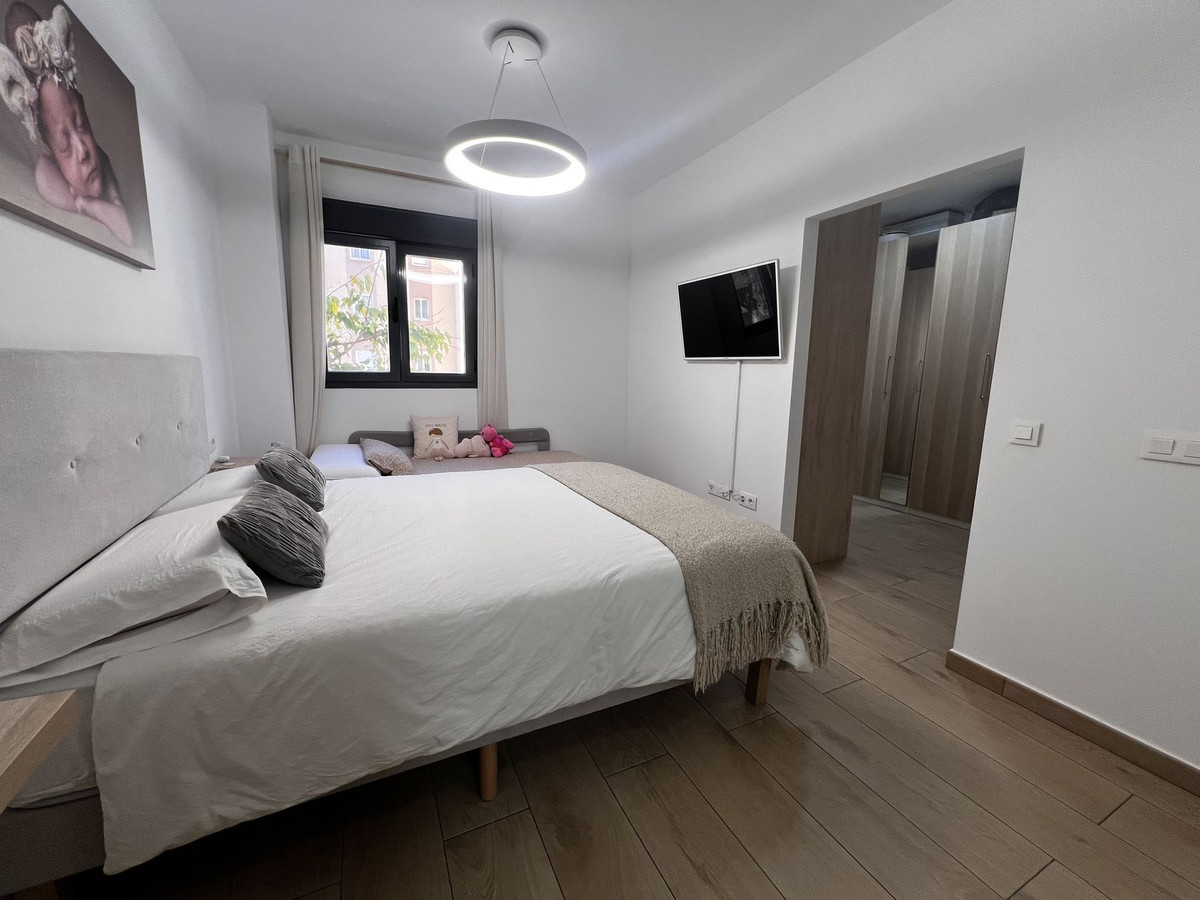 Appartement te koop in Estepona | 4 slaapkamers H5266237