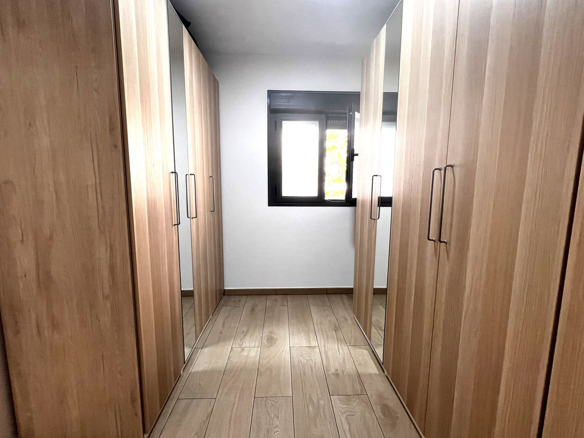 Appartement te koop in Estepona | 4 slaapkamers H5266237