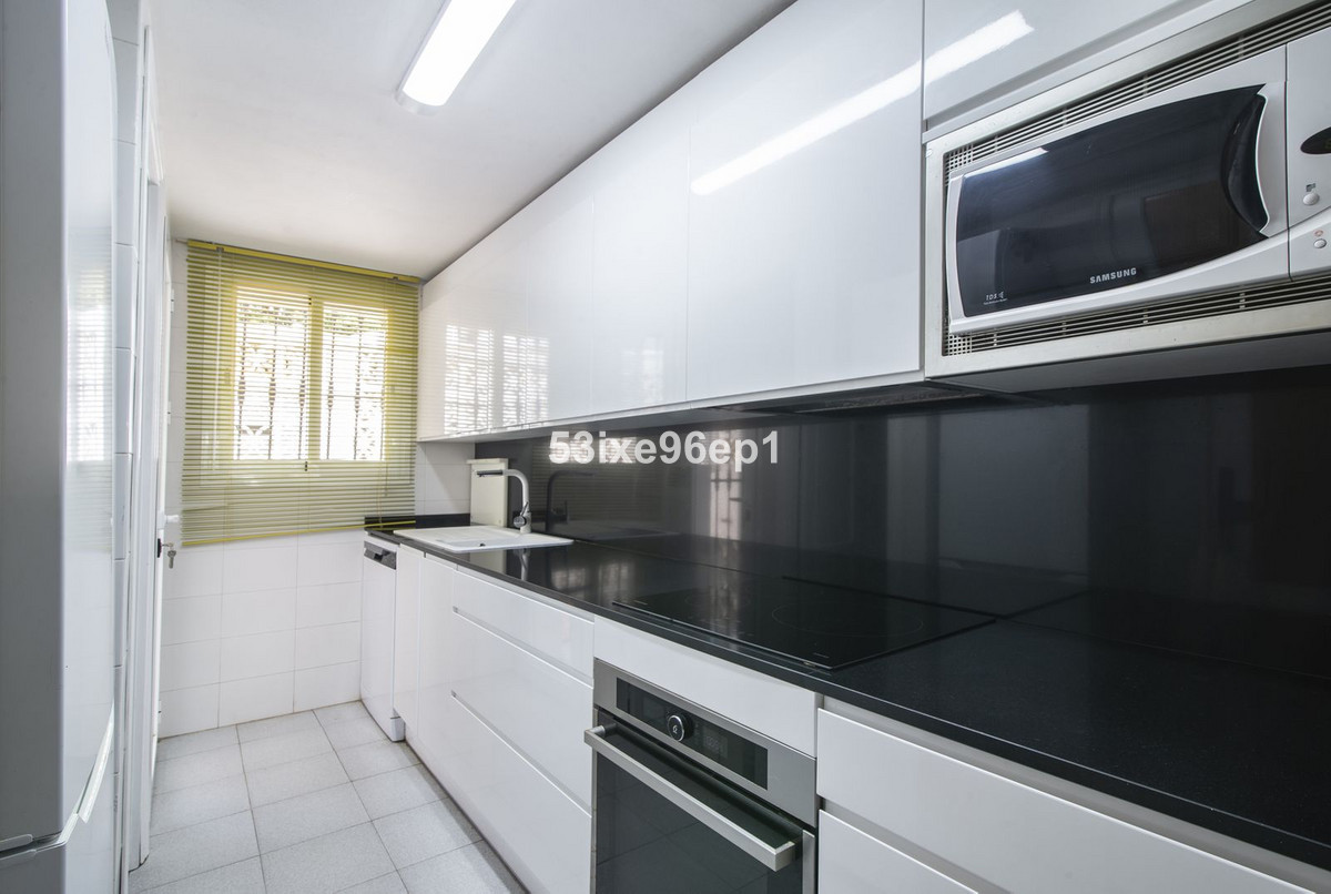 Huis te koop in Estepona | 3 slaapkamers H5271442
