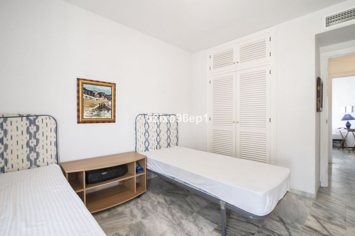 Huis te koop in Estepona | 3 slaapkamers H5271442