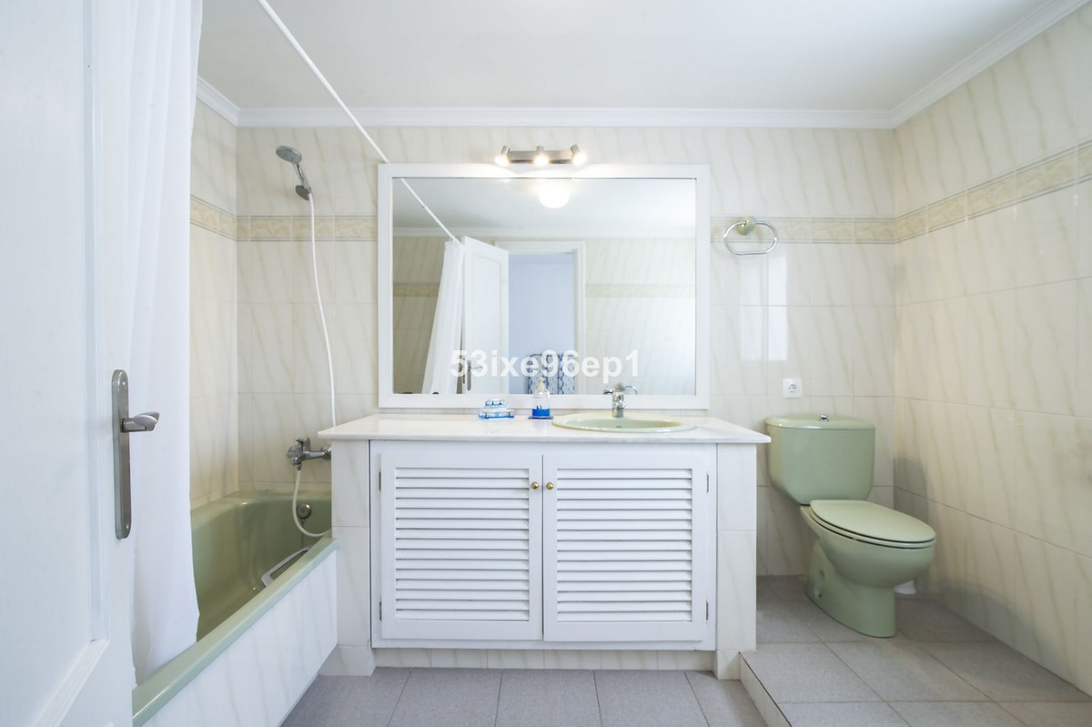 Huis te koop in Estepona | 3 slaapkamers H5271442