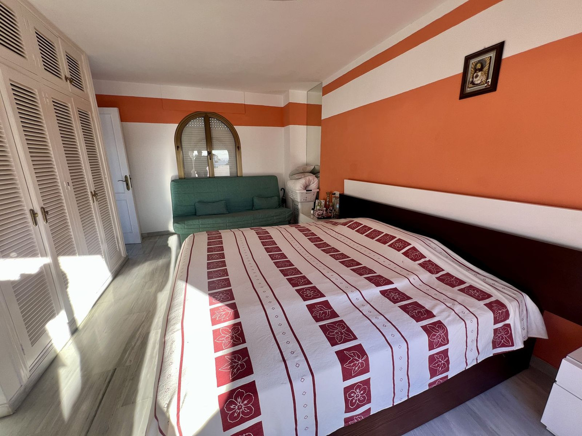 Huis te koop in Estepona | 4 slaapkamers H5271709