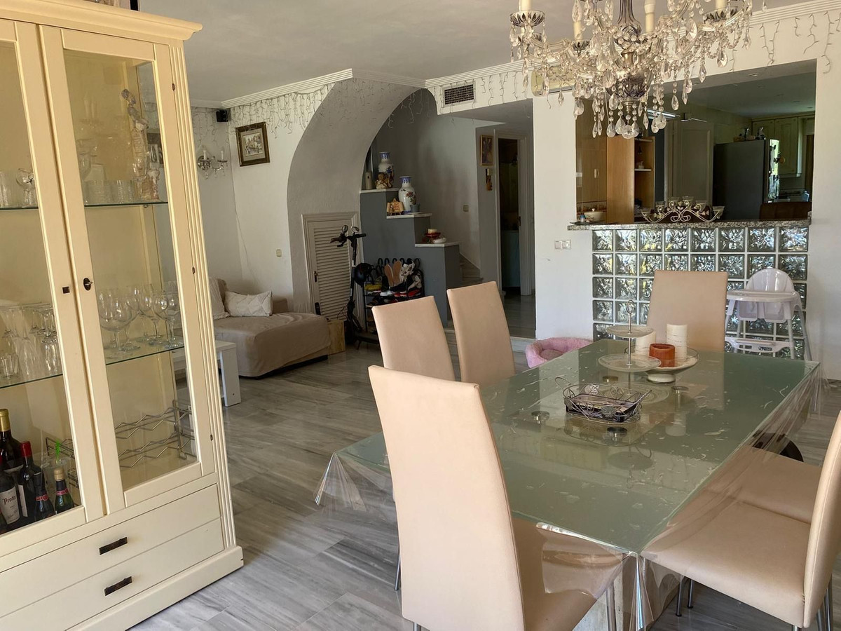 Huis te koop in Estepona | 4 slaapkamers H5271709