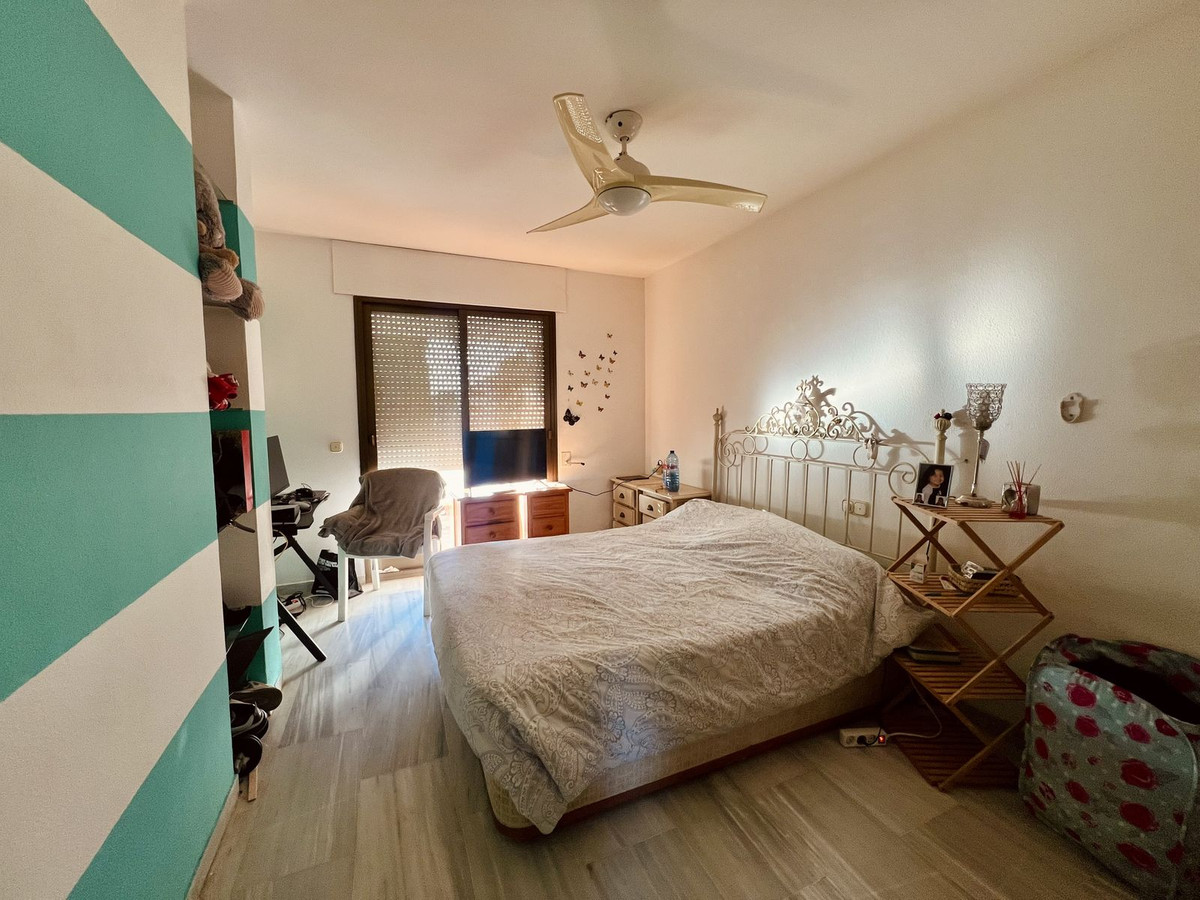 Huis te koop in Estepona | 4 slaapkamers H5271709