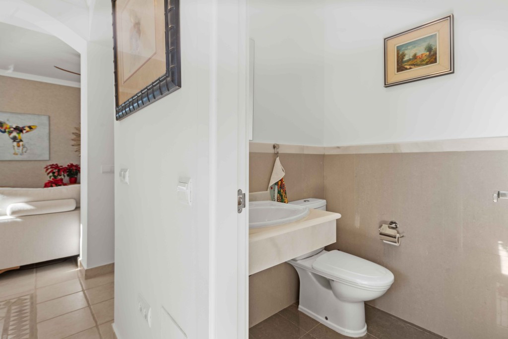 Huis te koop in Estepona | 4 slaapkamers H5272825