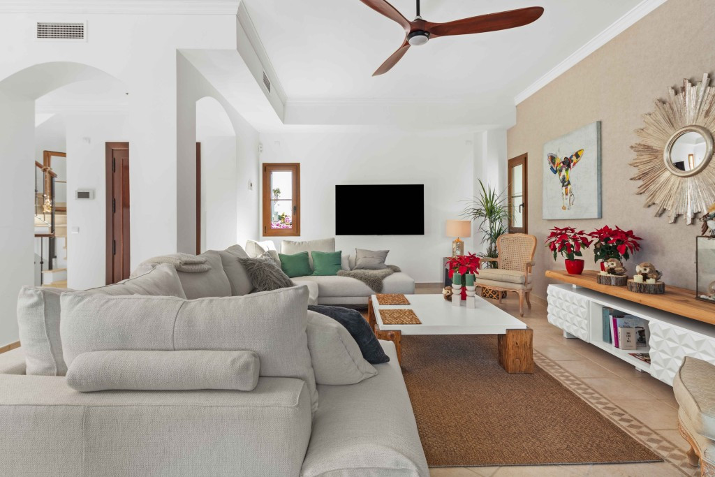 Huis te koop in Estepona | 4 slaapkamers H5272825