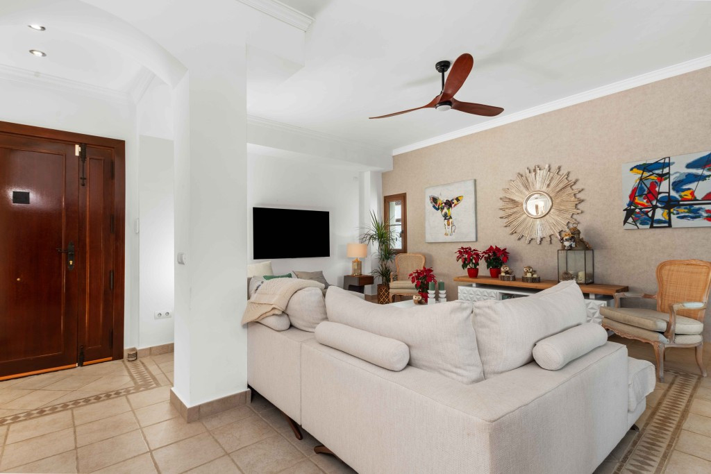 Huis te koop in Estepona | 4 slaapkamers H5272825