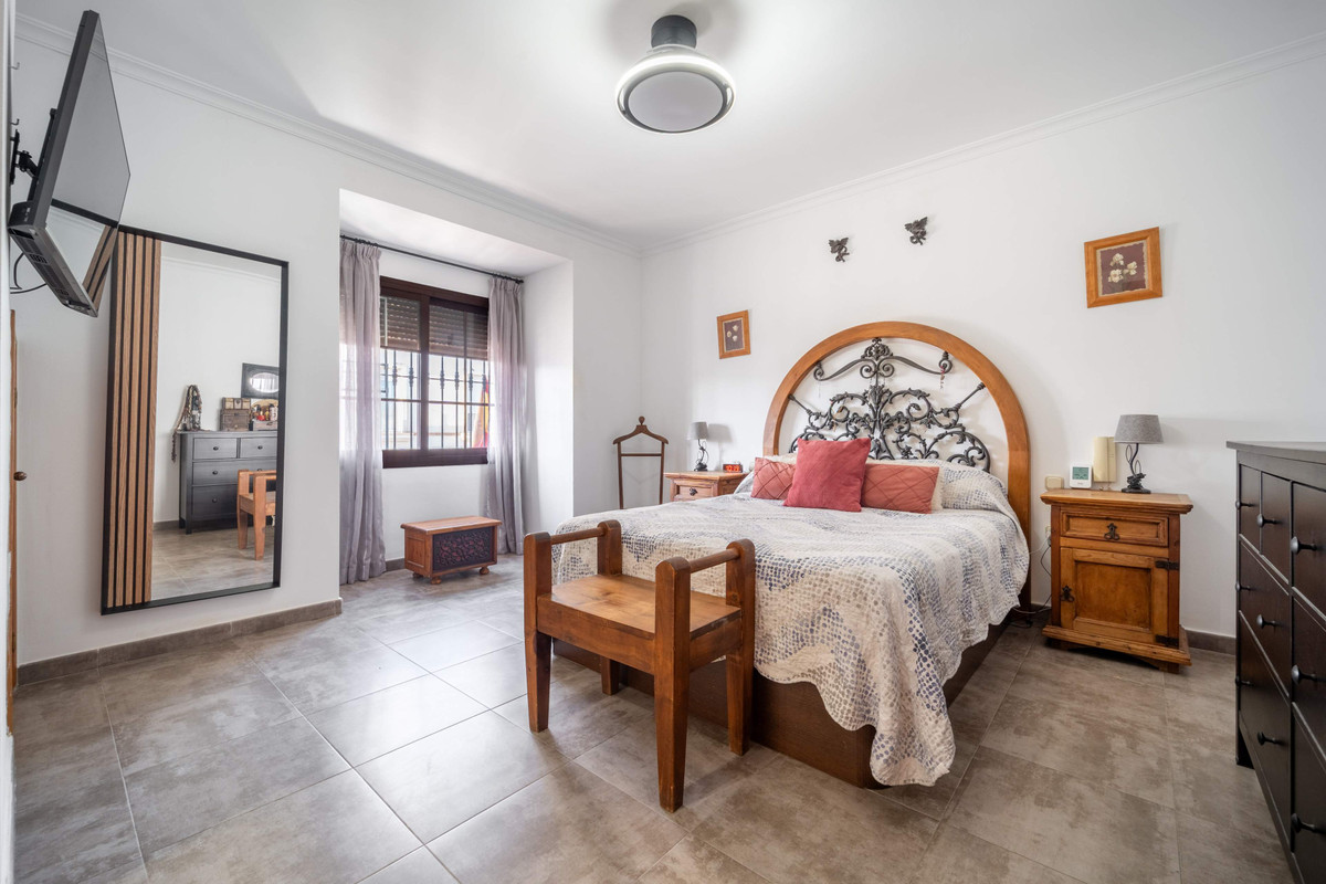 Huis te koop in Estepona | 3 slaapkamers H5274613