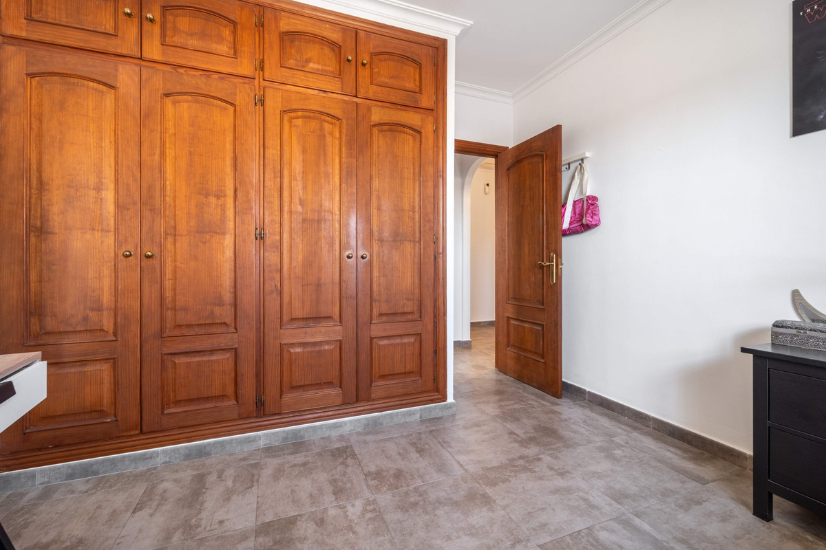 Huis te koop in Estepona | 3 slaapkamers H5274613
