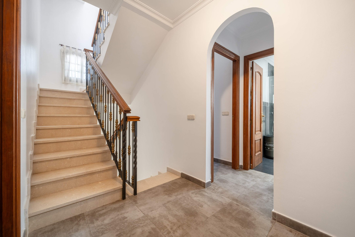 Huis te koop in Estepona | 3 slaapkamers H5274613