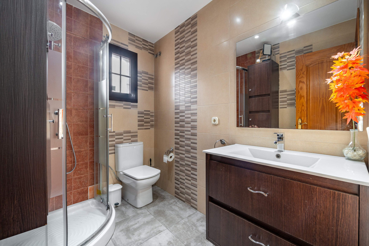 Huis te koop in Estepona | 3 slaapkamers H5274613