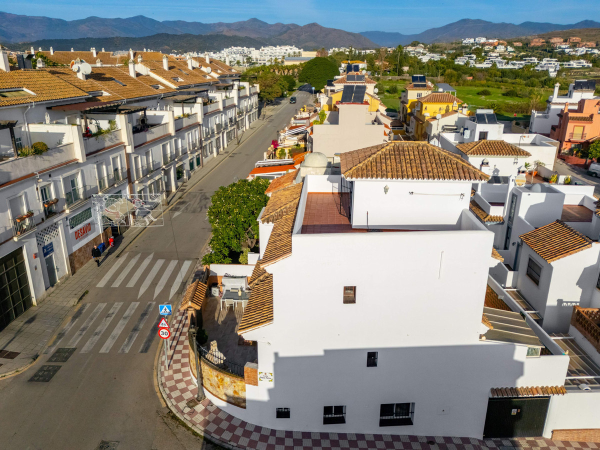 Huis te koop in Estepona | 3 slaapkamers H5274613