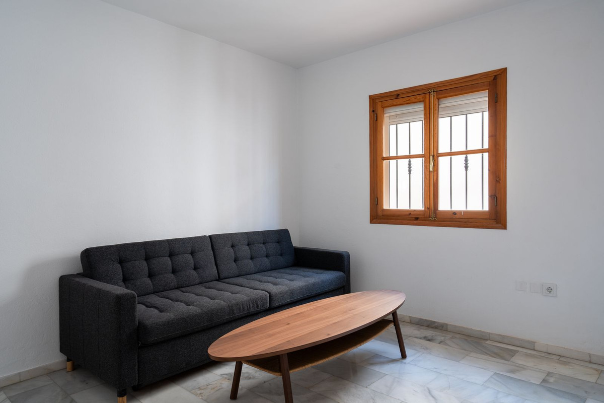 Huis te koop in Estepona | 5 slaapkamers H5274853