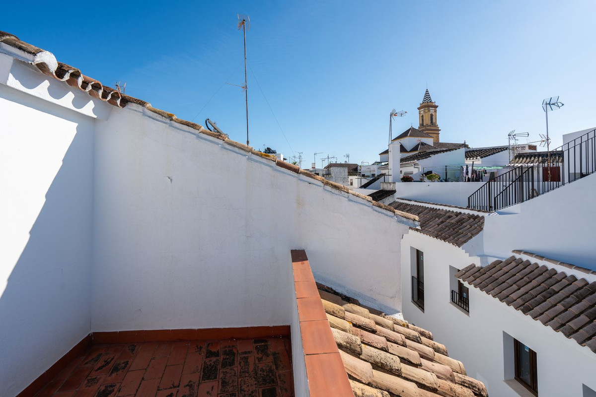 Huis te koop in Estepona | 5 slaapkamers H5274853