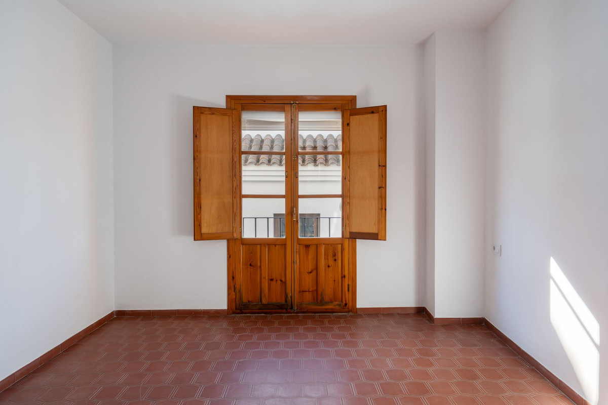 Huis te koop in Estepona | 5 slaapkamers H5274853