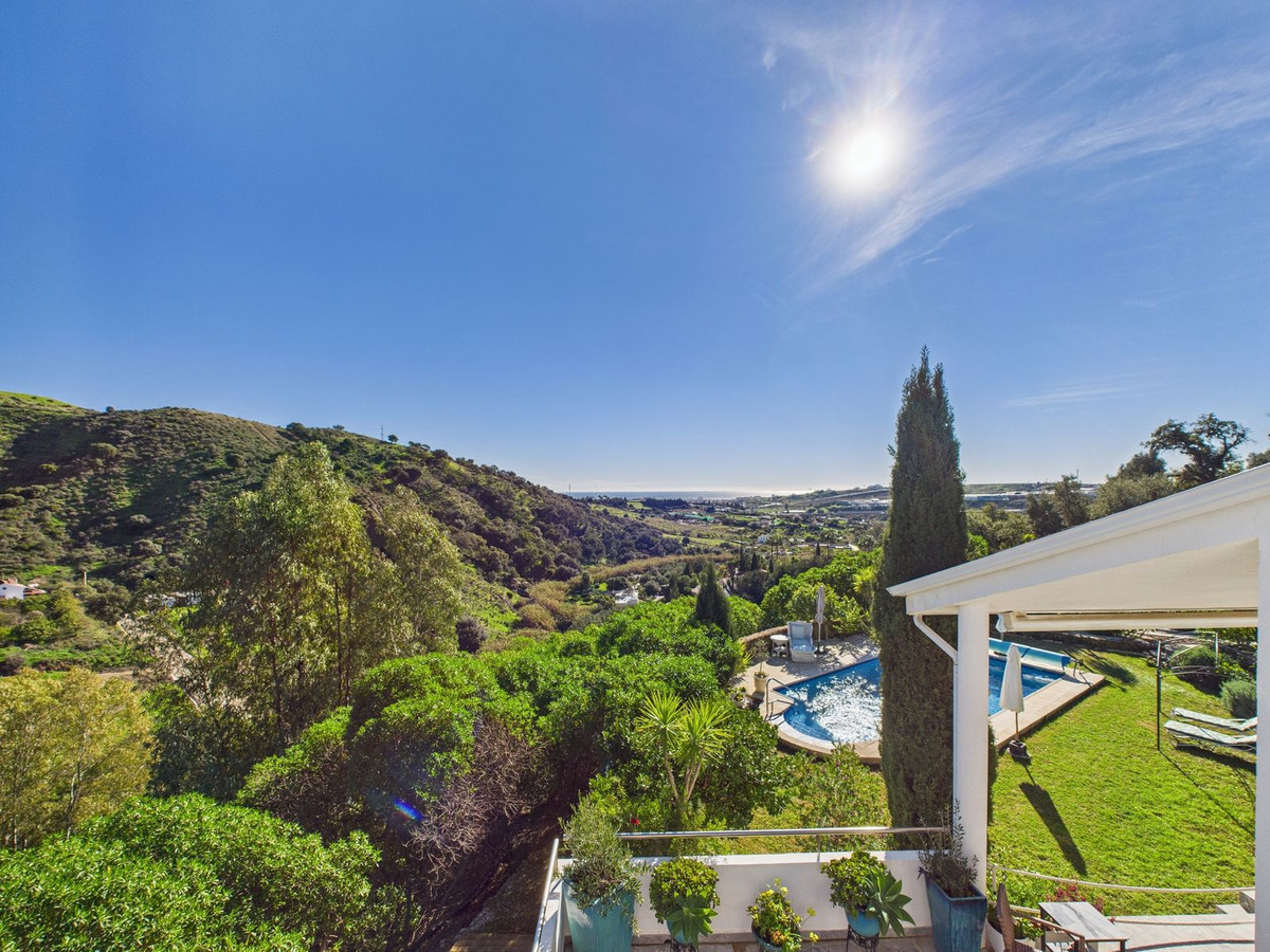 Huis te koop in Estepona | 4 slaapkamers H5286406