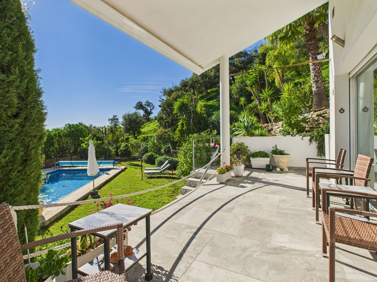 Huis te koop in Estepona | 4 slaapkamers H5286406