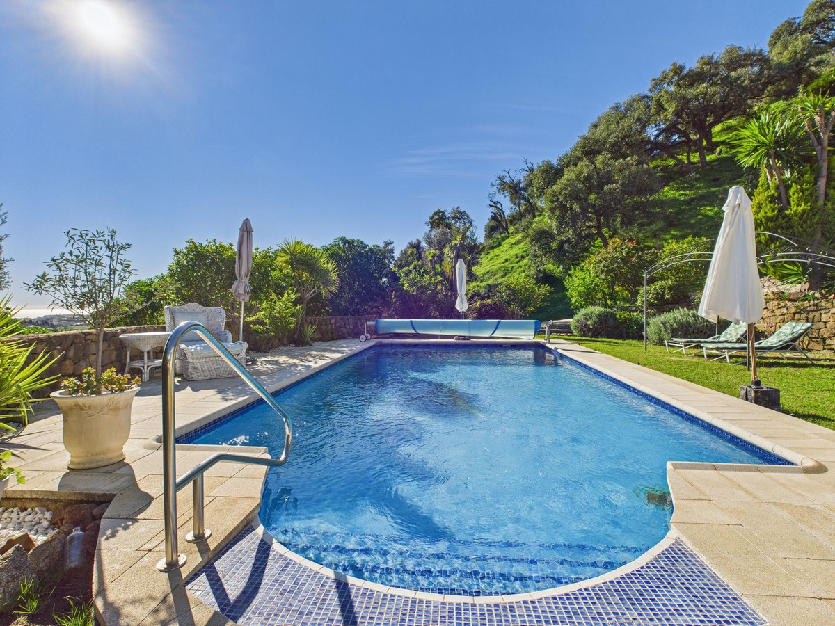 Huis te koop in Estepona | 4 slaapkamers H5286406