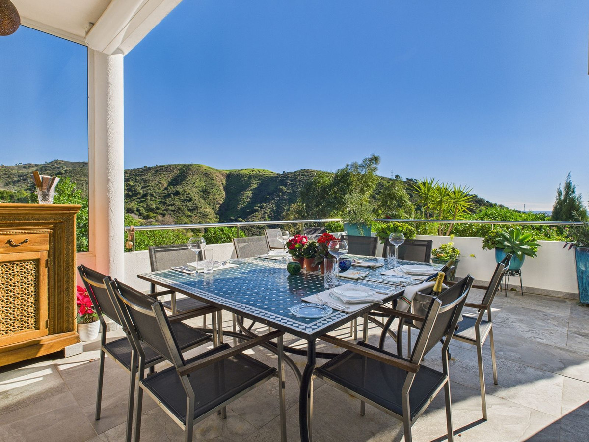 Huis te koop in Estepona | 4 slaapkamers H5286406