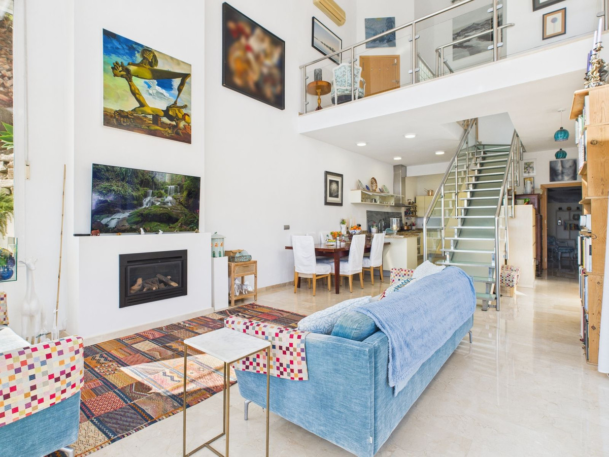 Huis te koop in Estepona | 4 slaapkamers H5286406