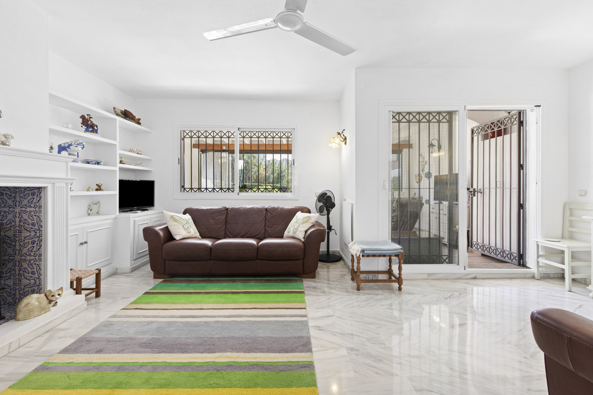 Huis te koop in Estepona | 3 slaapkamers H5286643