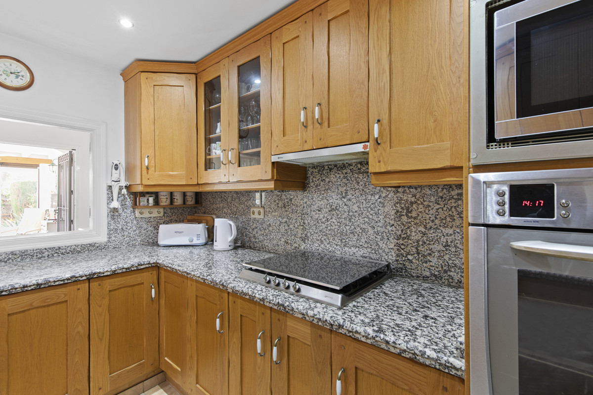 Huis te koop in Estepona | 3 slaapkamers H5286643