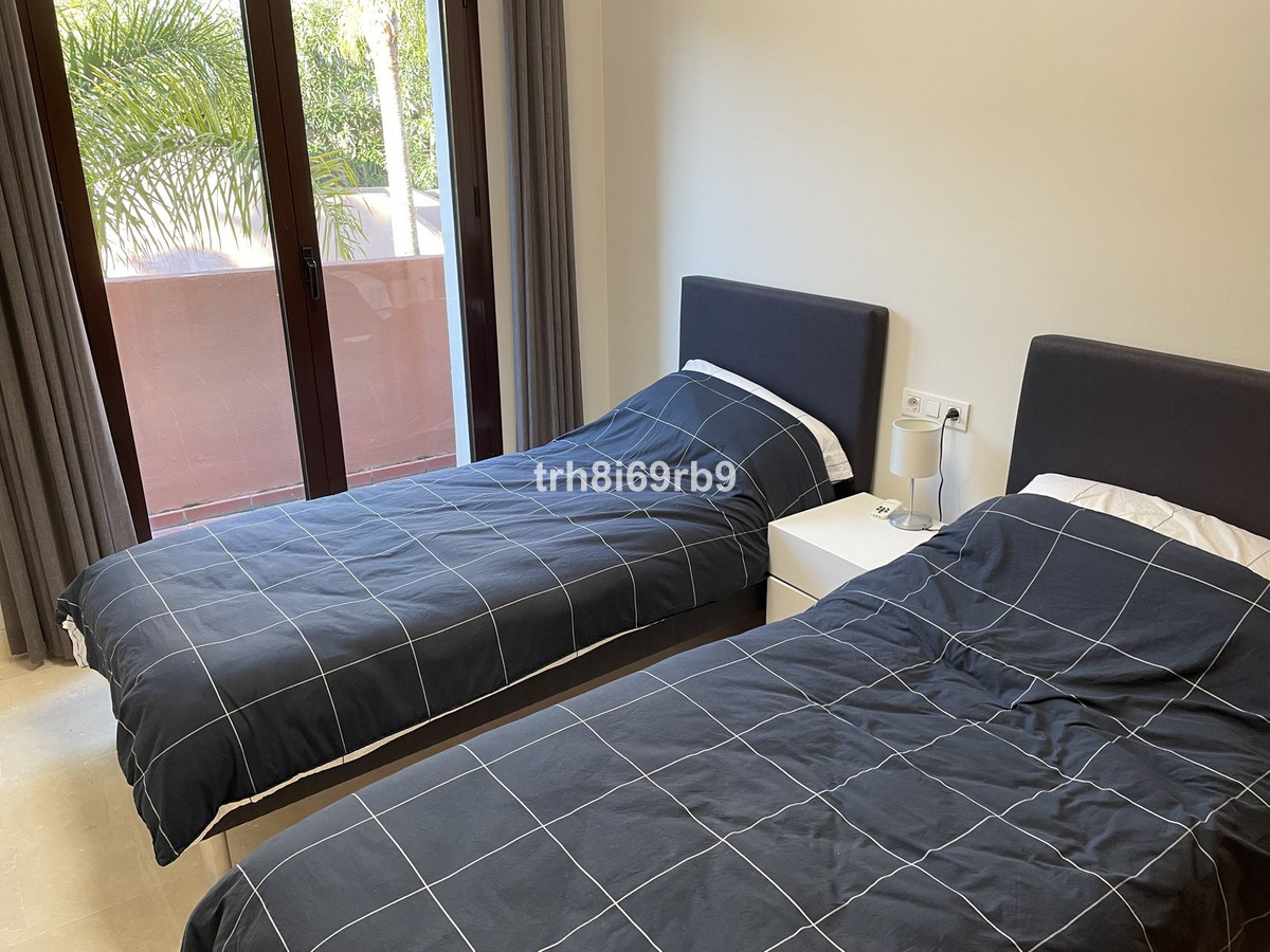 Huis te koop in Estepona | 3 slaapkamers H5287768