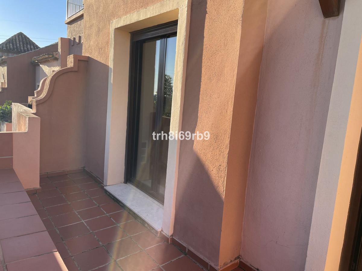 Huis te koop in Estepona | 3 slaapkamers H5287768