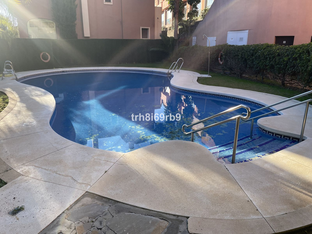 Huis te koop in Estepona | 3 slaapkamers H5287768