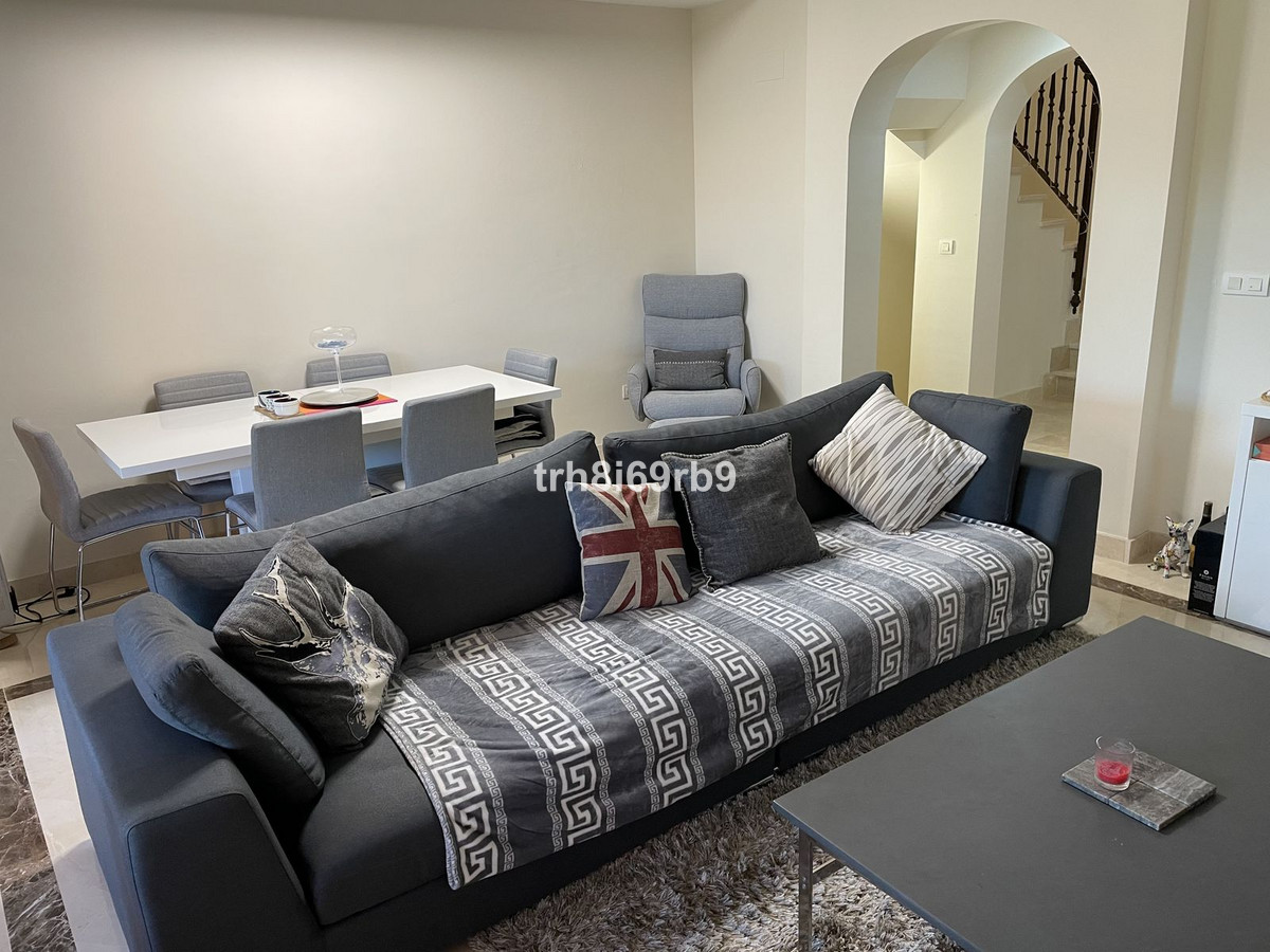 Huis te koop in Estepona | 3 slaapkamers H5287768