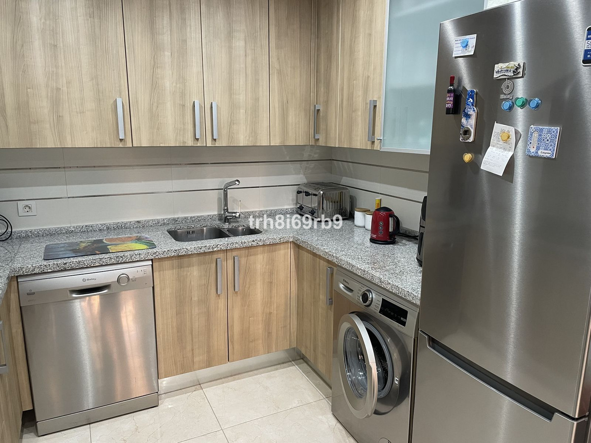 Huis te koop in Estepona | 3 slaapkamers H5287768